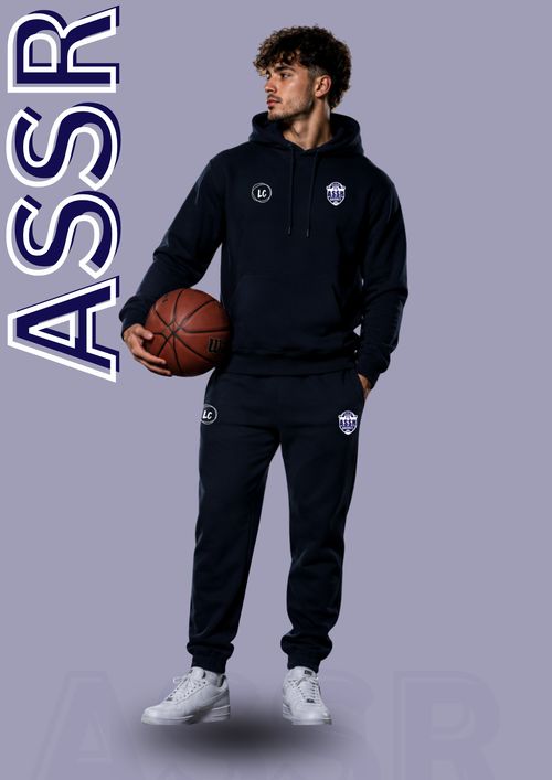Licencié de l'ASSR en sweat et jogging brodés aux couleurs du club